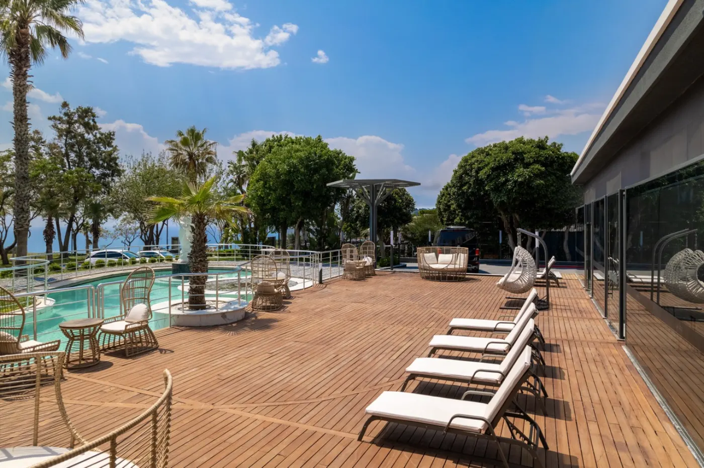 Happy Dent Clinic – award-winning care in Antalya