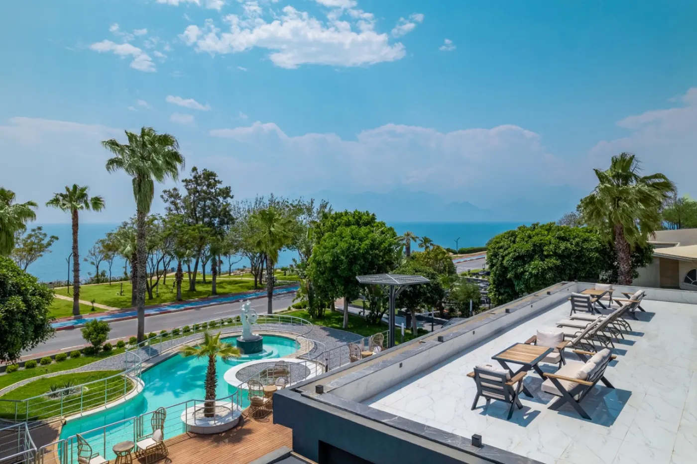 Happy Dent Clinic – award-winning care in Antalya